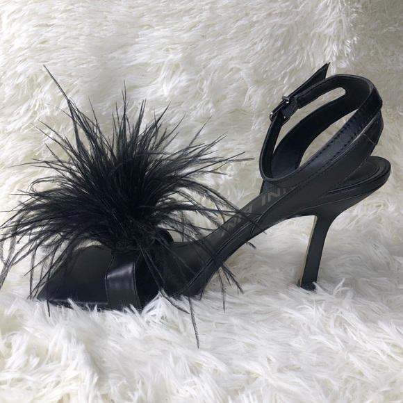 Gianni Bini Shoes - Gianni Bini Black Feathered Heels size 9.5 NWOT